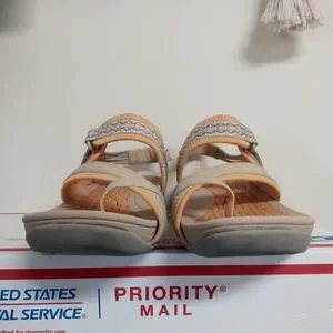 BareTraps Shoes Womens Baretraps Sandal Danique Adjustable Straps Heel Peach Tan Size 85 M Poshmark
